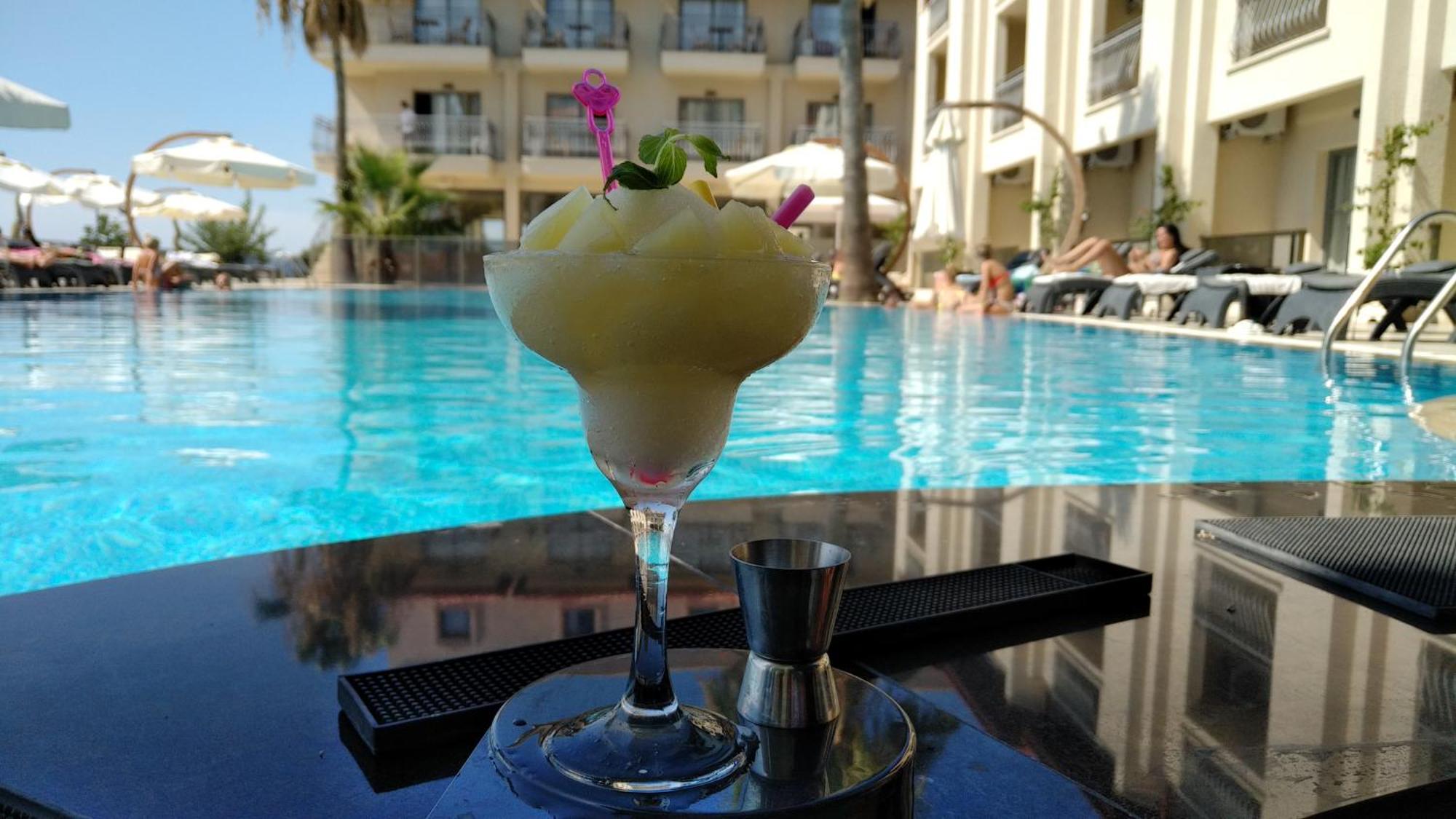 Neopol Hotel Kusadasi Exterior foto